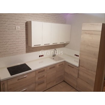 ЭЛУНЕД - кухня со встроенным холодильником в пенал (размер 3×1,1 метра)