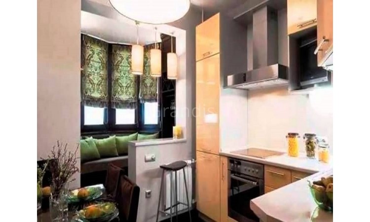 КВАДРАТО - кухня с панорамным остеклением, размер 11,8кв метра