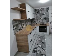 КОВАДО - кухня с вентиляционным коробом (размер 2,6×2,7 метра)